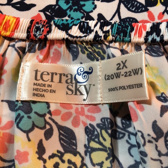 Terra & Sky Floral Blouse 2X - Picture 3 of 4